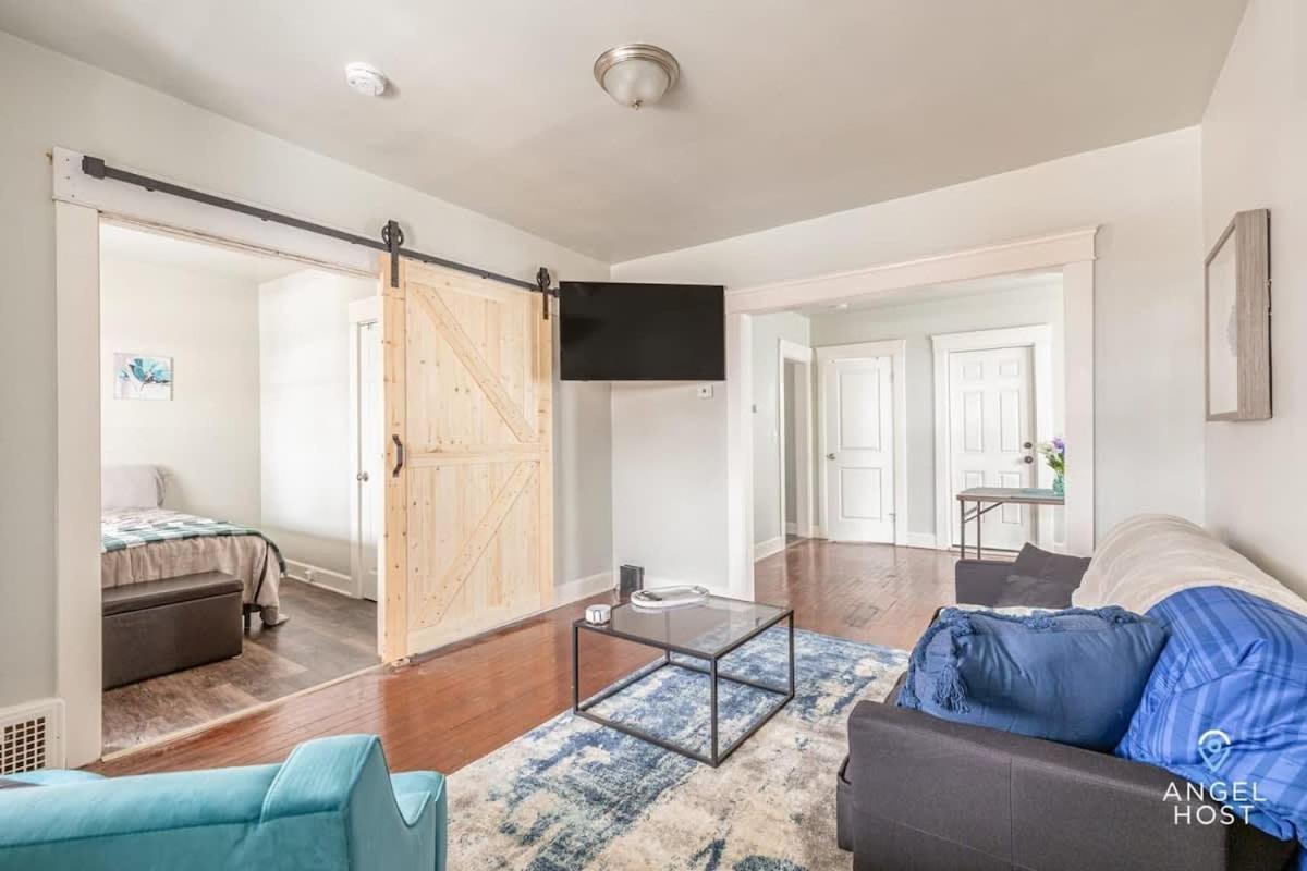 Newly Remodeled Apt, South Hills Old Brooklyn Area Cleveland Zewnętrze zdjęcie
